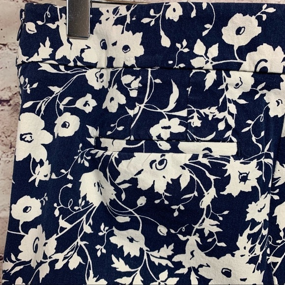 Talbots Chatham Blue Floral Crop Ankle Pants NWOT - Picture 5 of 12